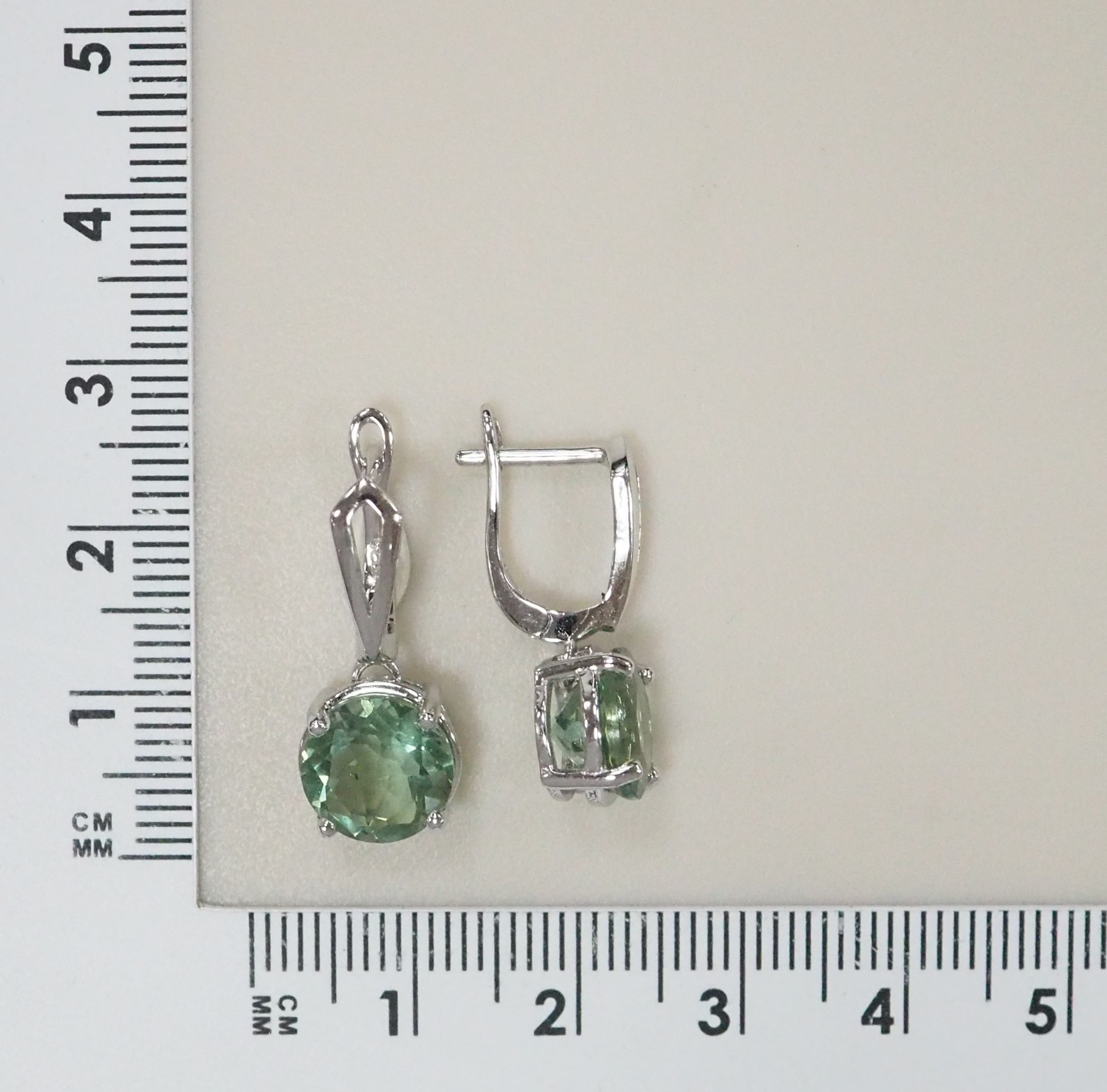 Серебряные серьги с флюоритами